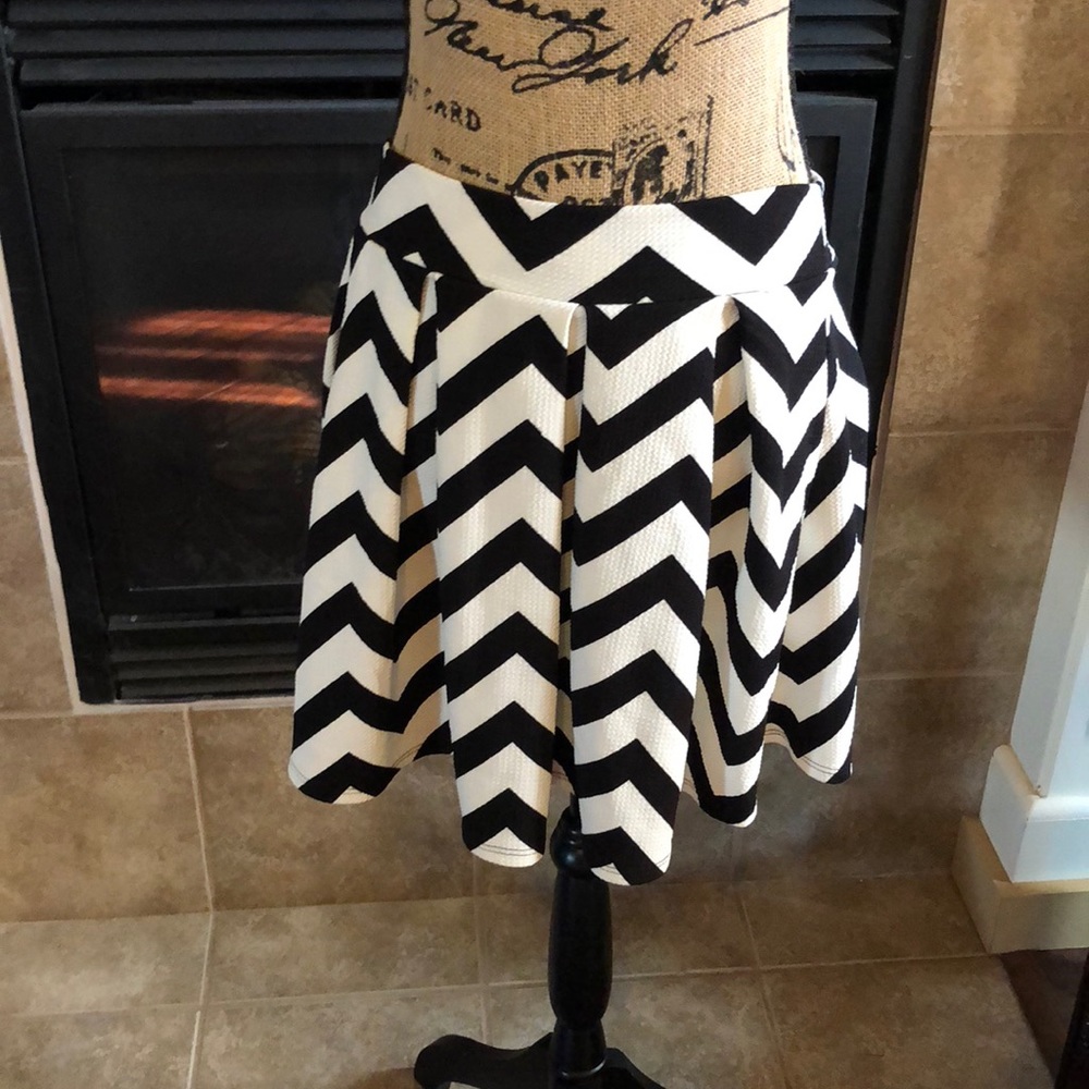 Black and white large skirt.  Brand new